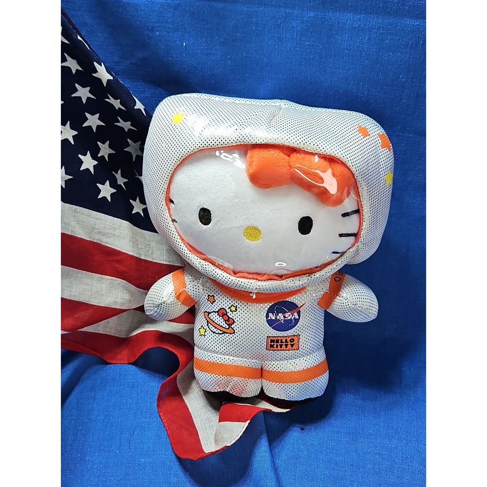 Sanrio Hello Kitty NASA Astronaut Plush Fiesta Silver Space Suit 8" EXCELLENT
